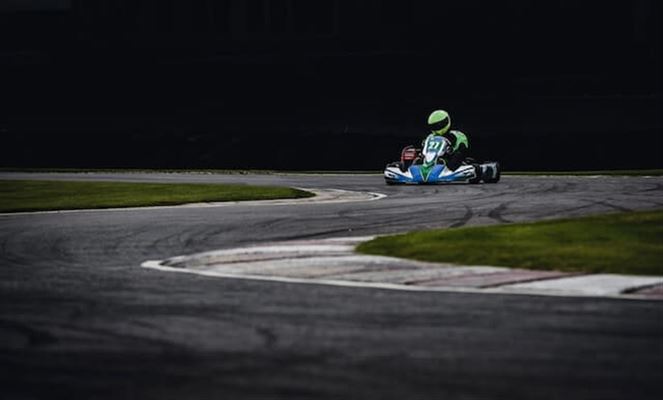 Vandel Gokart: Oplev Farten og Sjovet på Banen