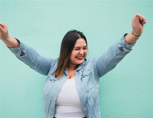 Selskabstøj i store størrelser – hvad skal du kigge efter, for at få det bedste fit?