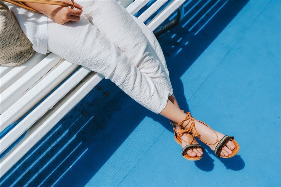 Tips til at pifte dine outfits op med sandaler